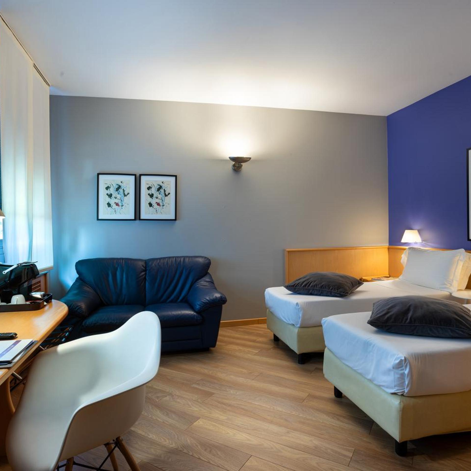 غرفة سوبيريور بسرير فردي، Best Western Plus Executive Hotel And Suites 2/3