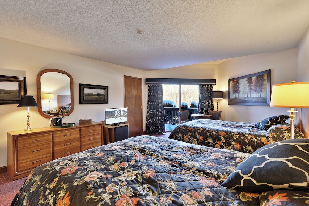 Greenbrier Inn Killington 40/50