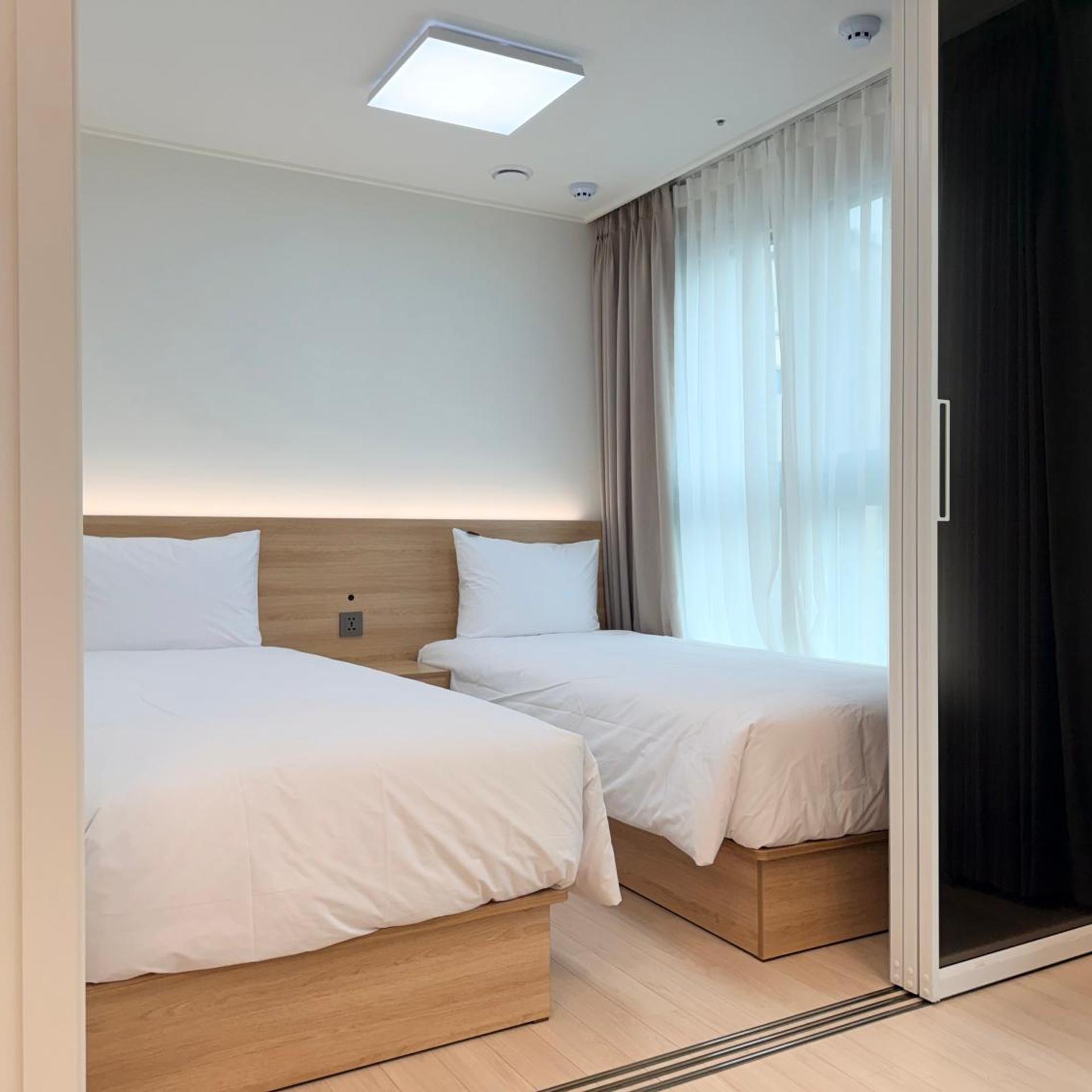 TRAVELUS Myeongdong 15/50