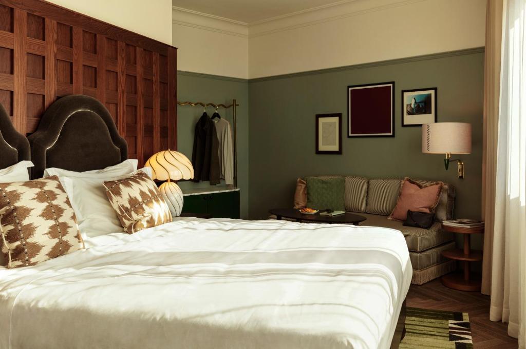 Executive, Single, Double Bed