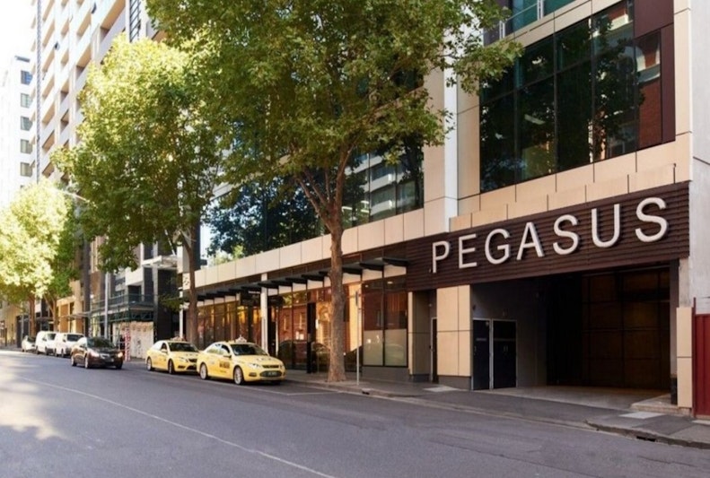 Pegasus Aparthotel 41/43
