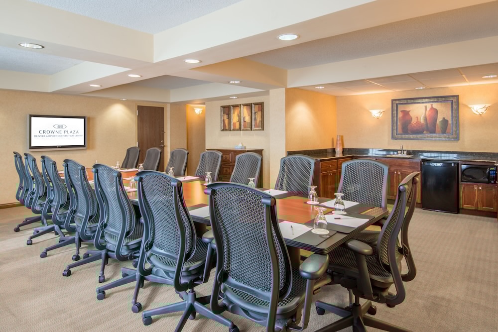 Crowne Plaza Denver Airport Convention Ctr, an Ihg Hotel 37/41