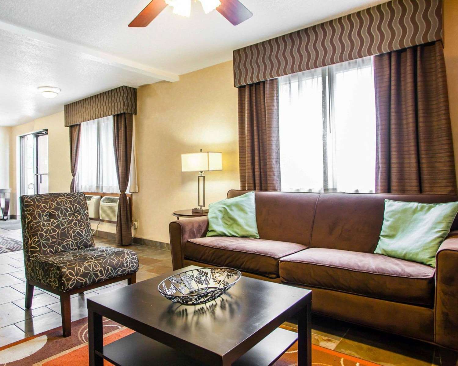 Quality Inn & Suites Ankeny-Des Moines 30/43