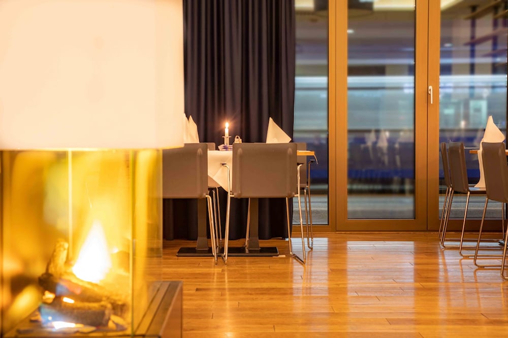 Bayer 89 Vi Vadi Hotel 30/51