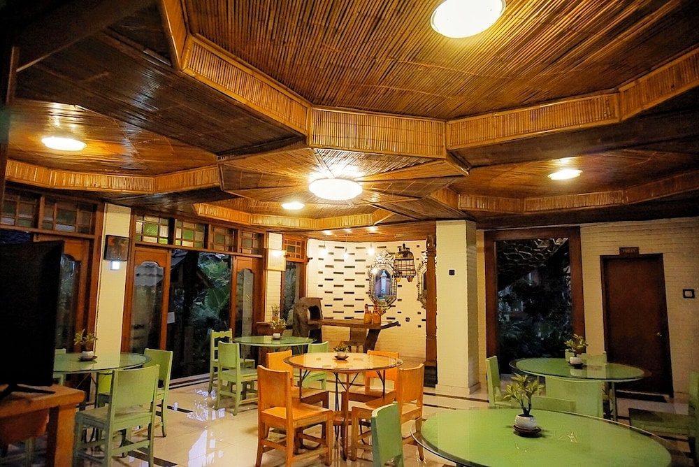 Arys Garden Hotel Yogyakarta 18/23