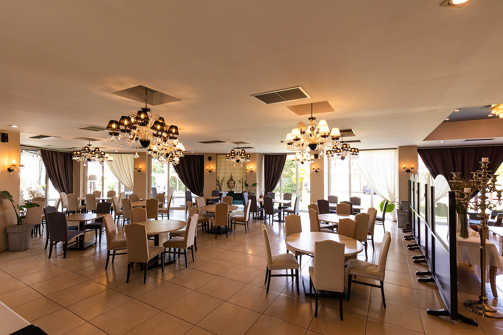 Amalias Hotel 38/45