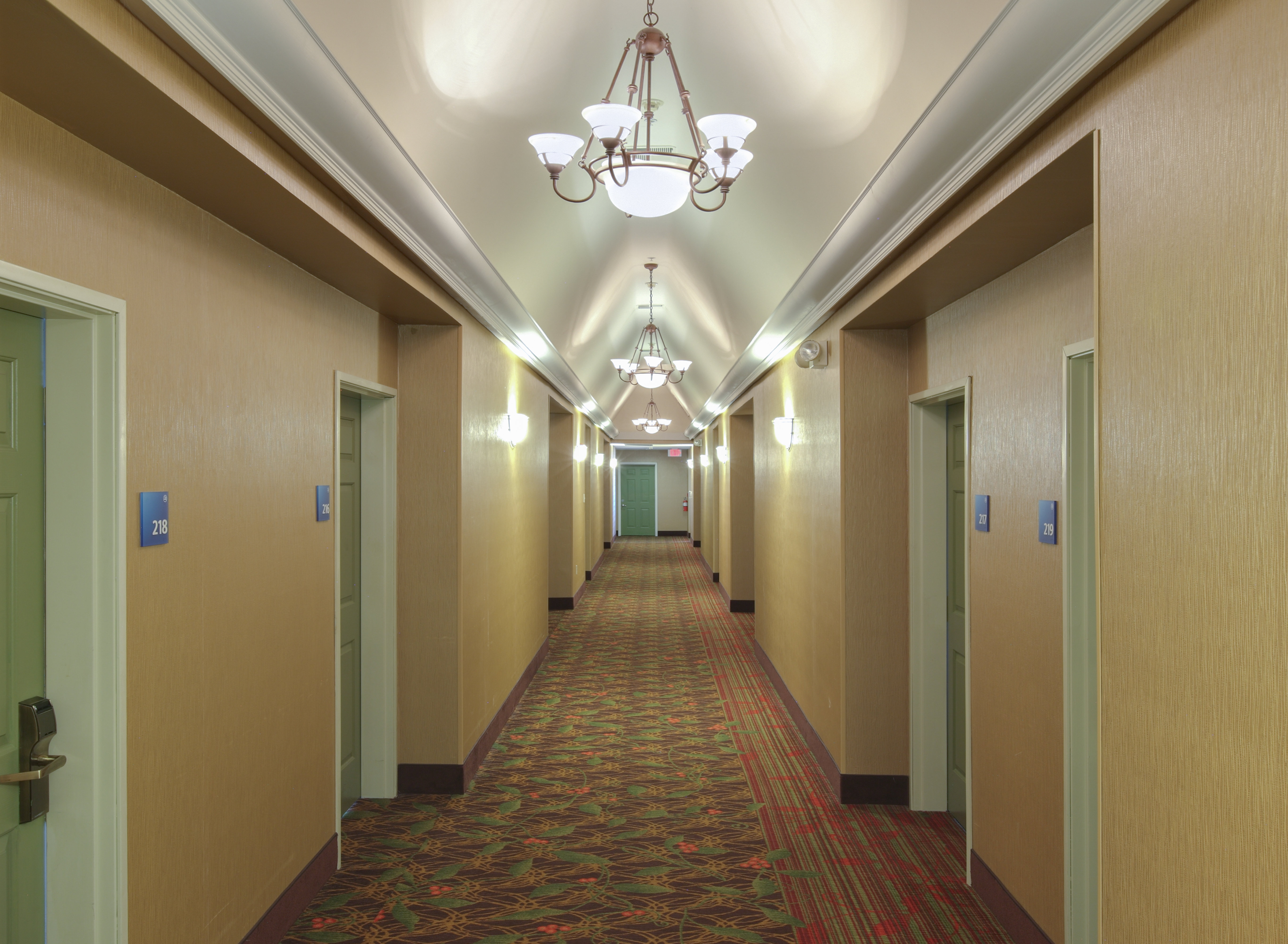 Holiday Inn Express Oakdale 7/72