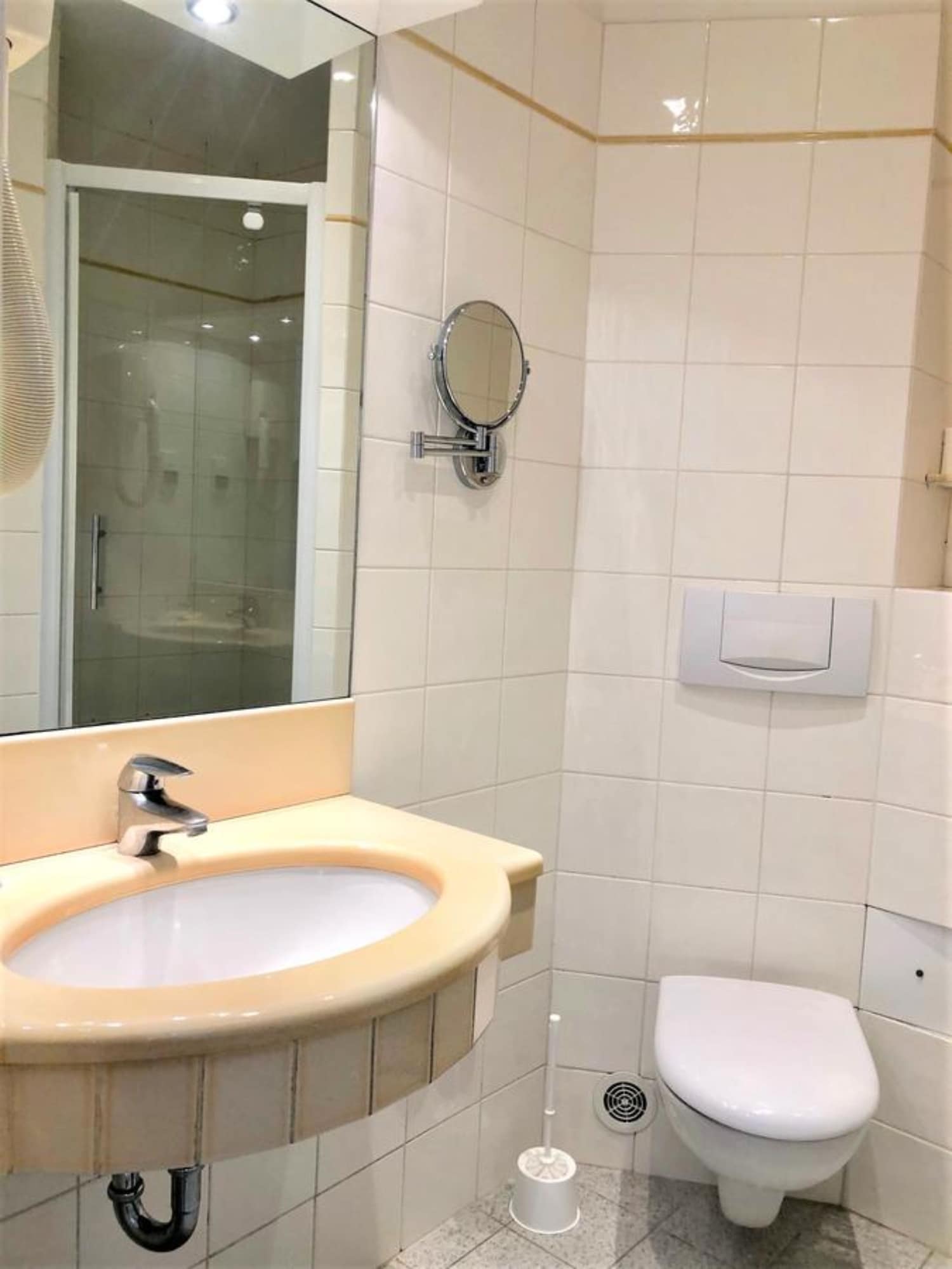 غرفة كلاسيكية بسرير مزدوج، HOTEL DE SUEZ 7/9