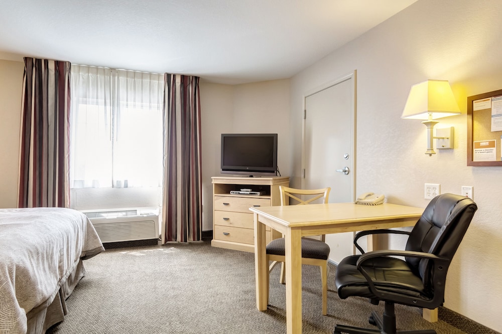 Candlewood Suites Paducah 23/65