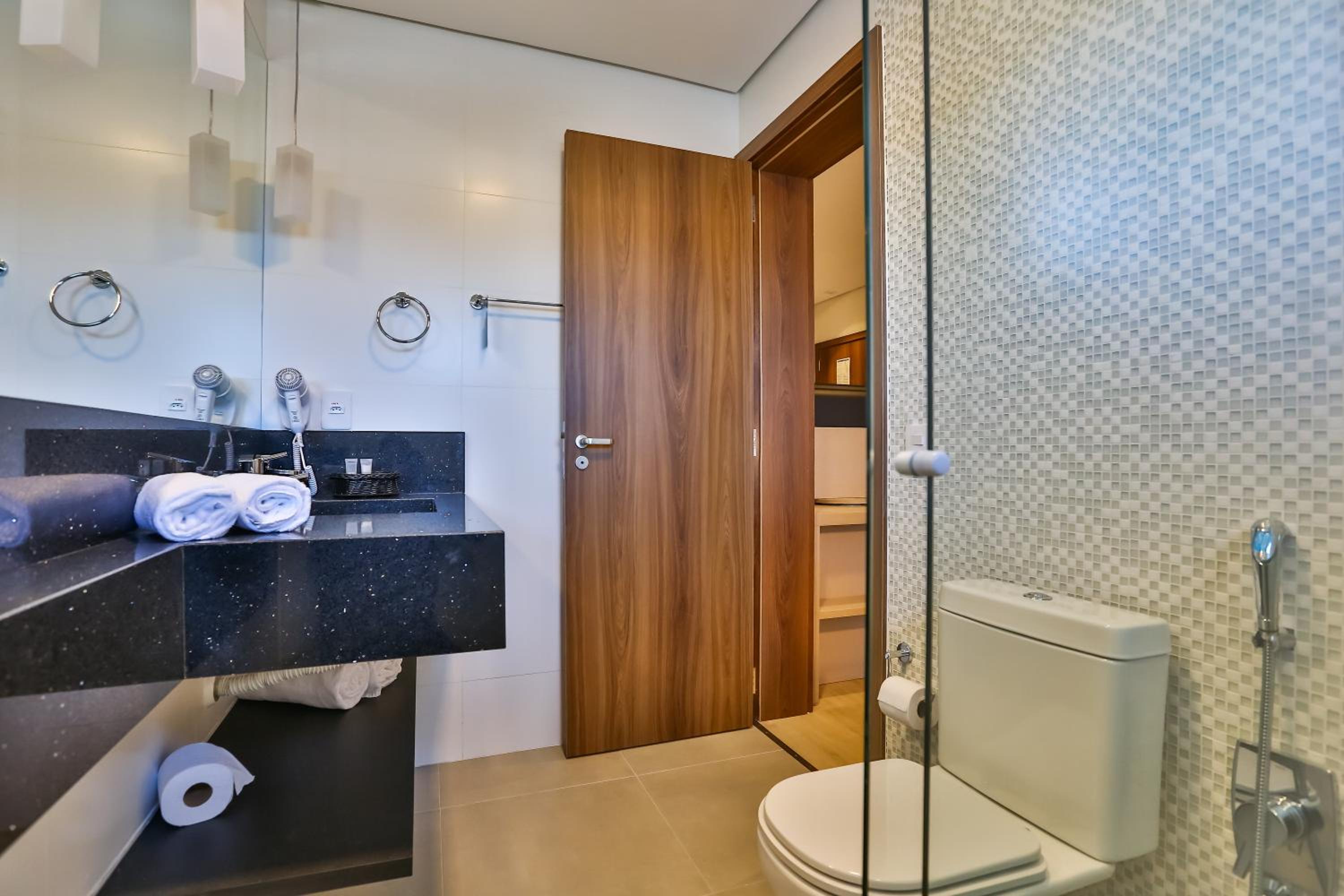 غرفة ديلوكس بسريرين مزدوجين، Quality Hotel Blumenau 6/6
