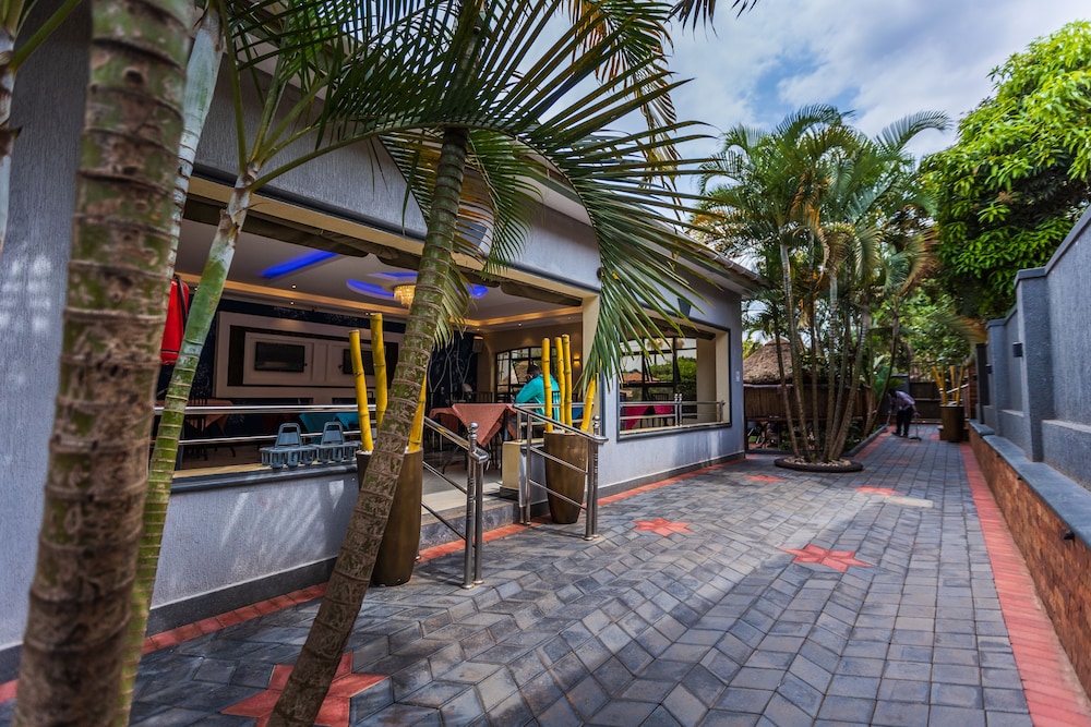Palm Gardens And Guest House 37/50