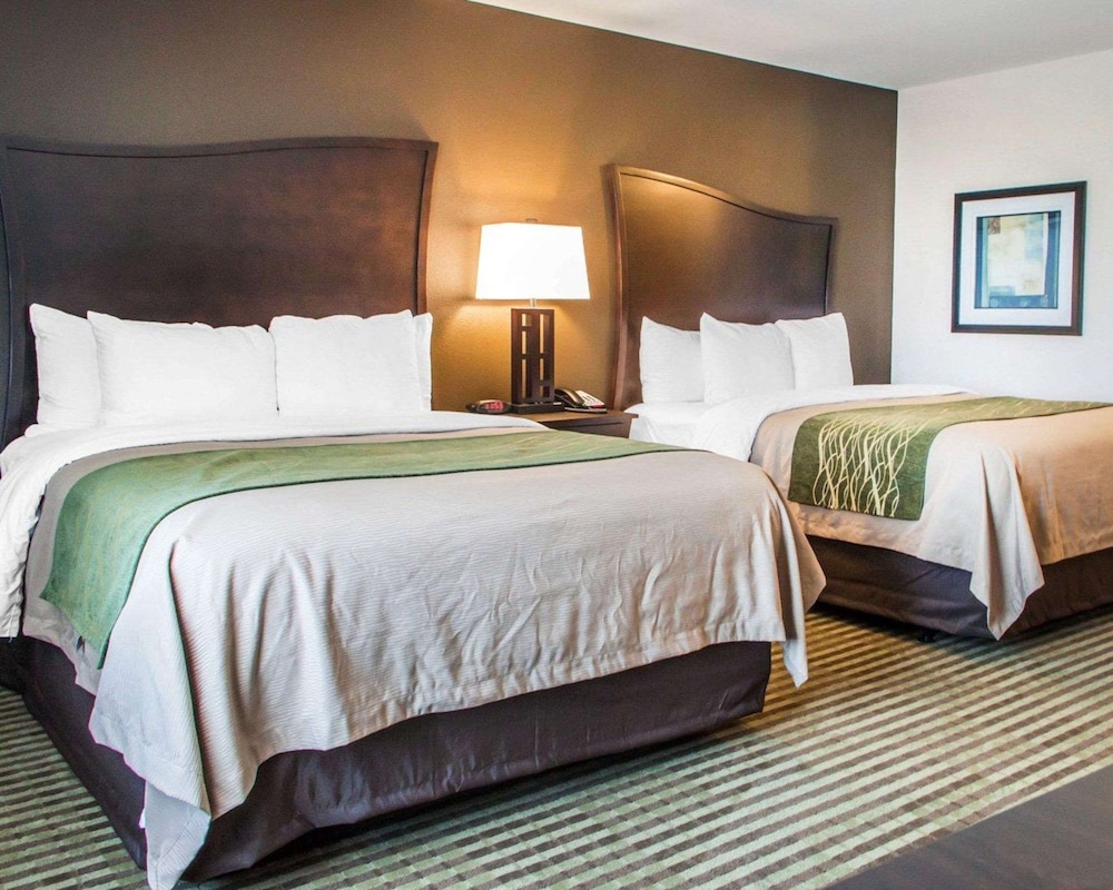 Comfort Inn And Suites Woodward 13/41