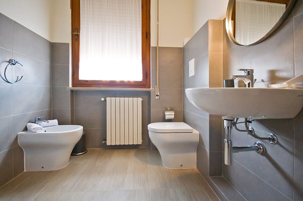 Hotel Pisa Tower 42/47