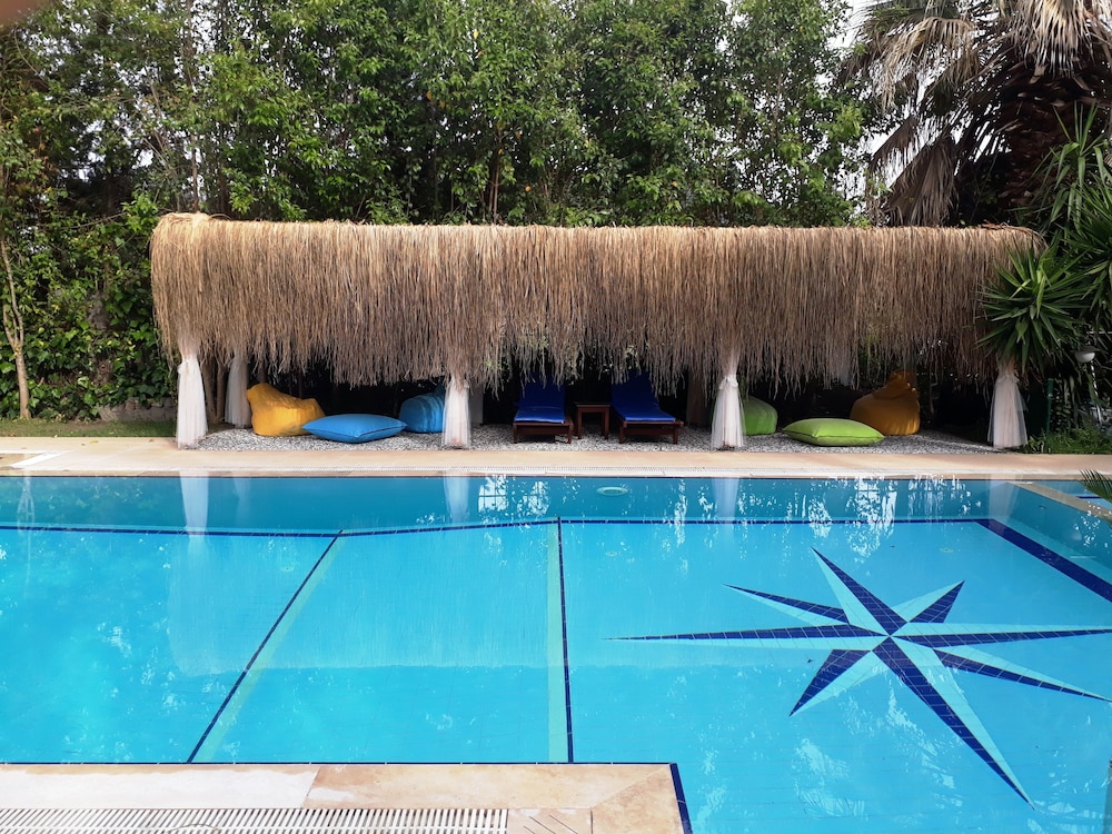 Hotel Dalos 32/62