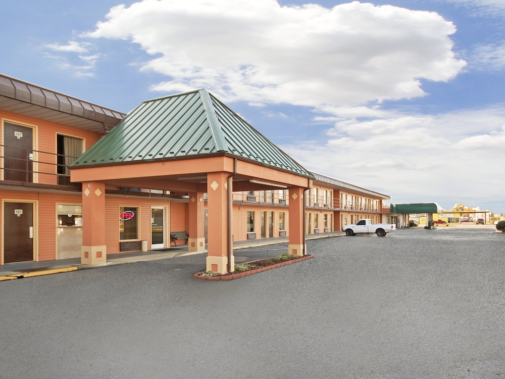 Rogers Inn 3/34