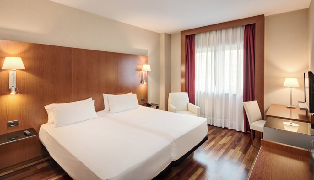 CLASSIC, TRIPLE, TWIN BEDS, WITH EXTRA BED