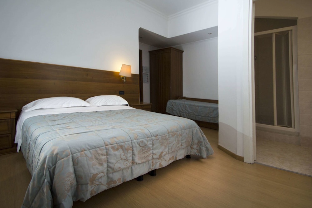 Hotel La Camogliese 20/48
