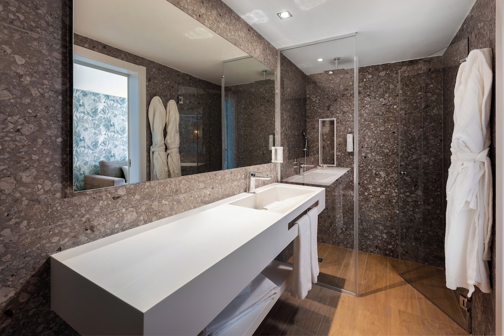 Kumara Serenoa by Lopesan Hotels 65/66