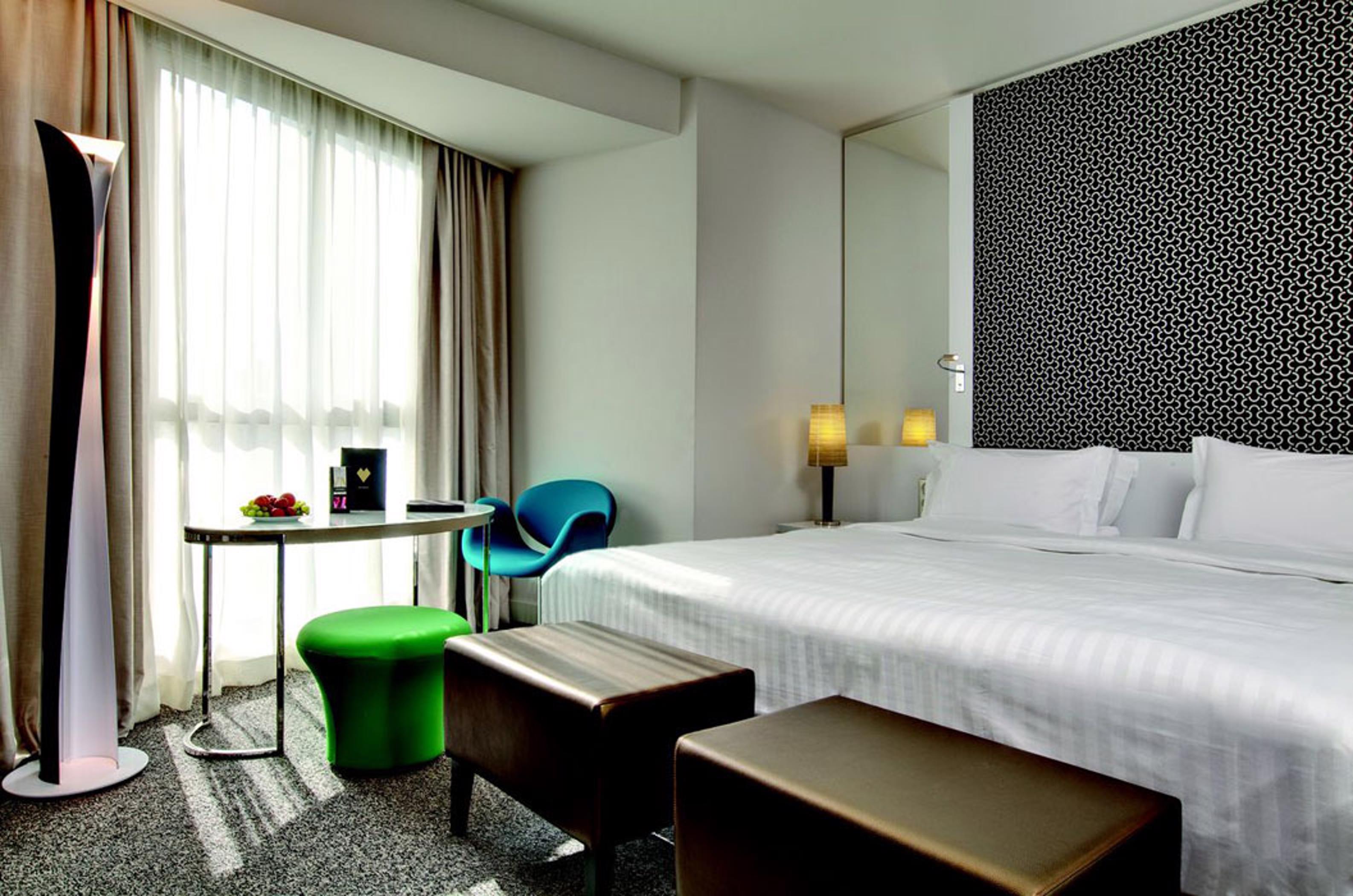 Deluxe, Double Bed