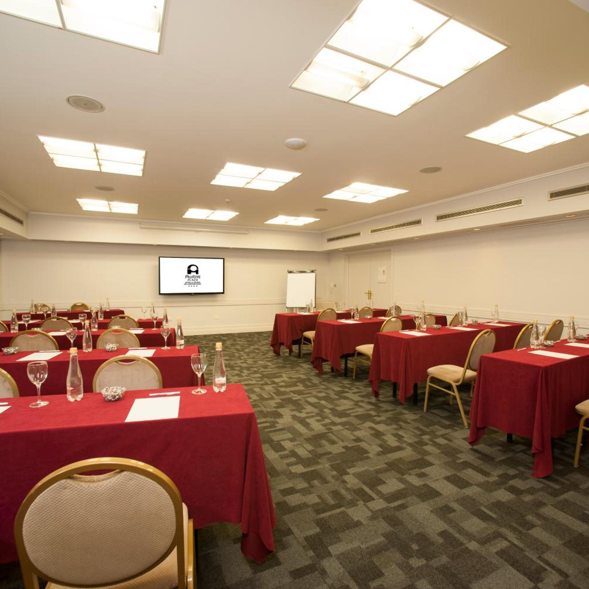 Austral Plaza Hotel 54/57