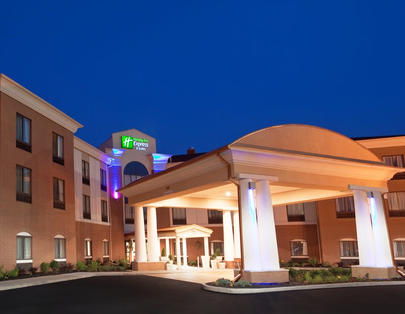 Holiday Inn Express Suites Akron Regional Airport Area 3/43