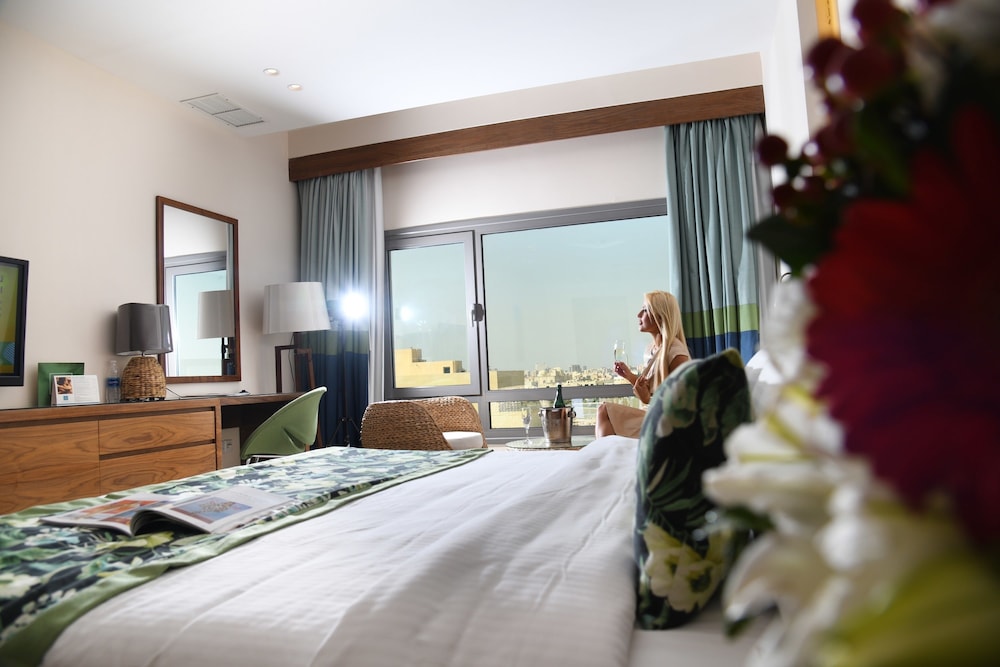 The Palms Beach Hotel And Spa 15/68