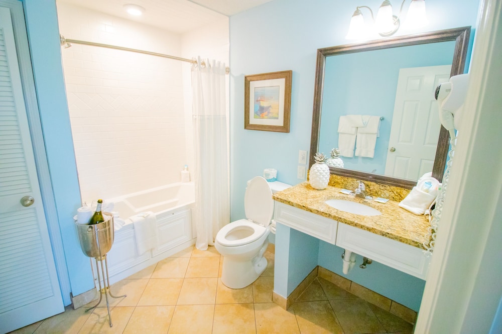 Grand Palms Resort 56/58