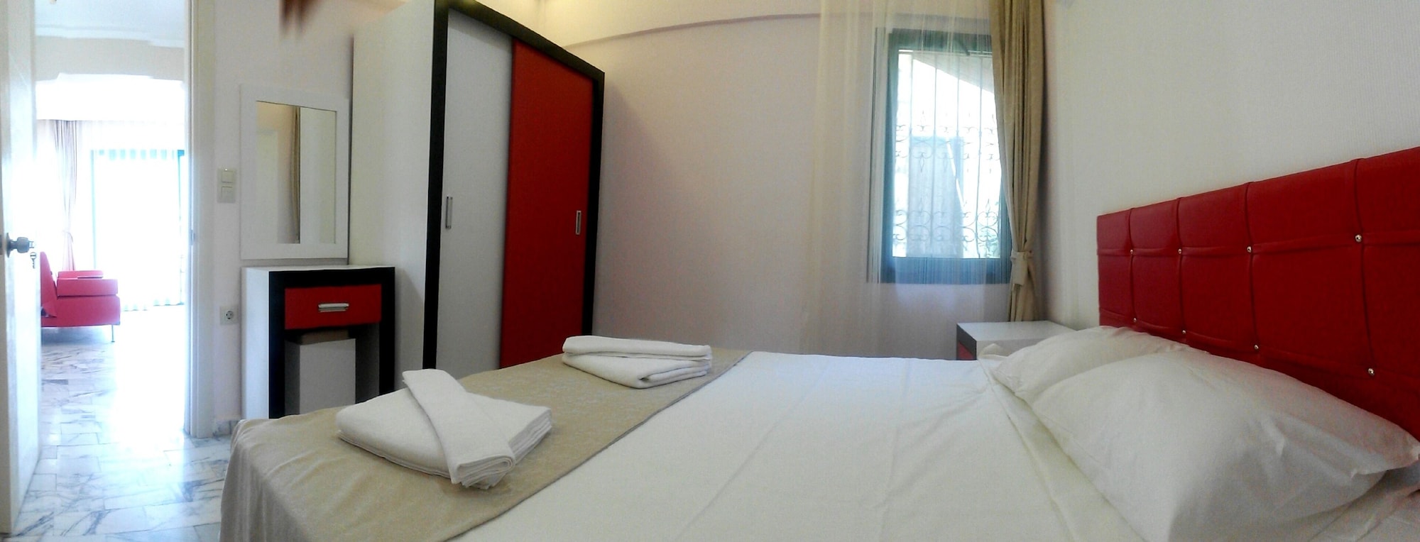 1 BEDROOM, SUPERIOR, APARTMENT, POOL VIEW, KITCHENETTE
