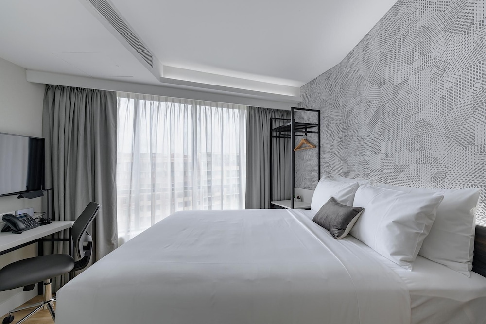 Hotel Kith Darling Harbour 12/34