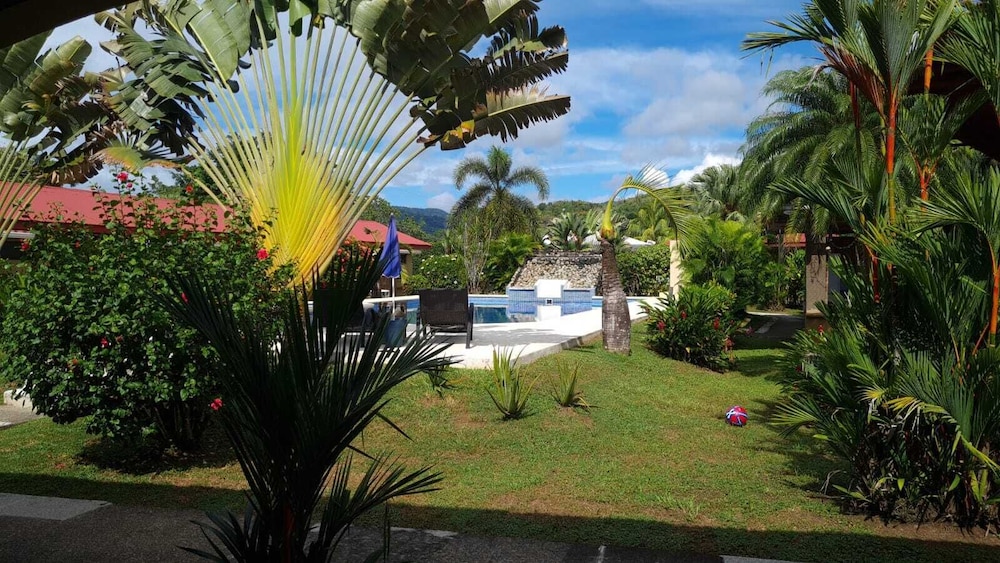 Hotel Villa Creole 46/54