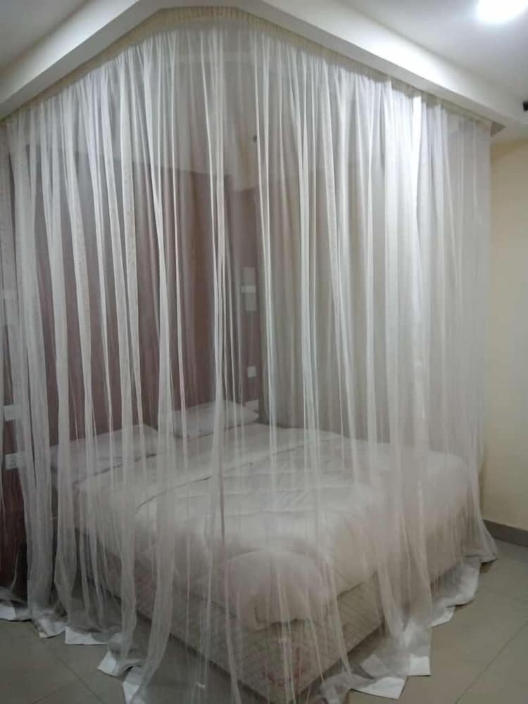 Nairobi Glory Palace Hotel Ltd 31/50