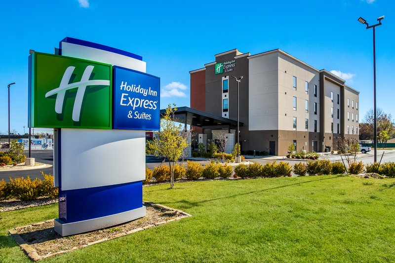 Holiday Inn Express Suites East Tulsa Catoosa 27/27