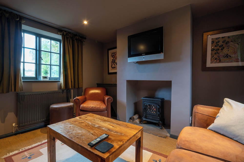 The Royal Oak Inn 30/50