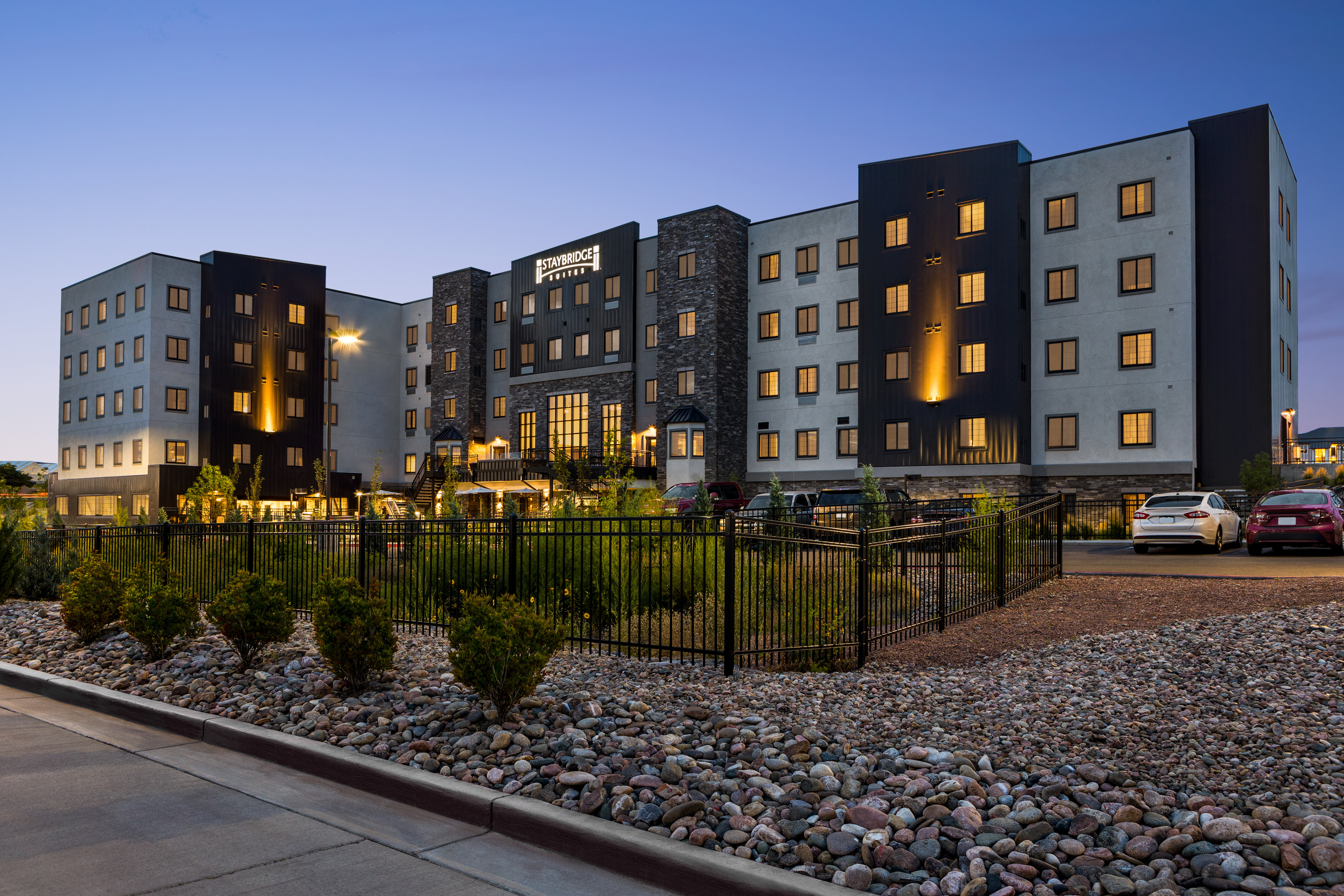 Staybridge Suites Colorado Springs NE - Powers 48/59