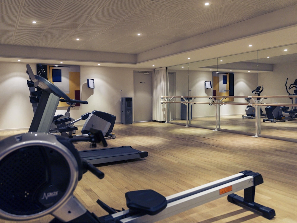Mercure Maurepas Saint Quentin 40/70