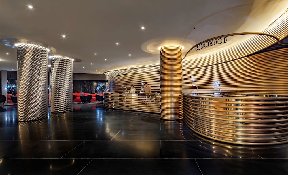 The Watergate Hotel 5/49