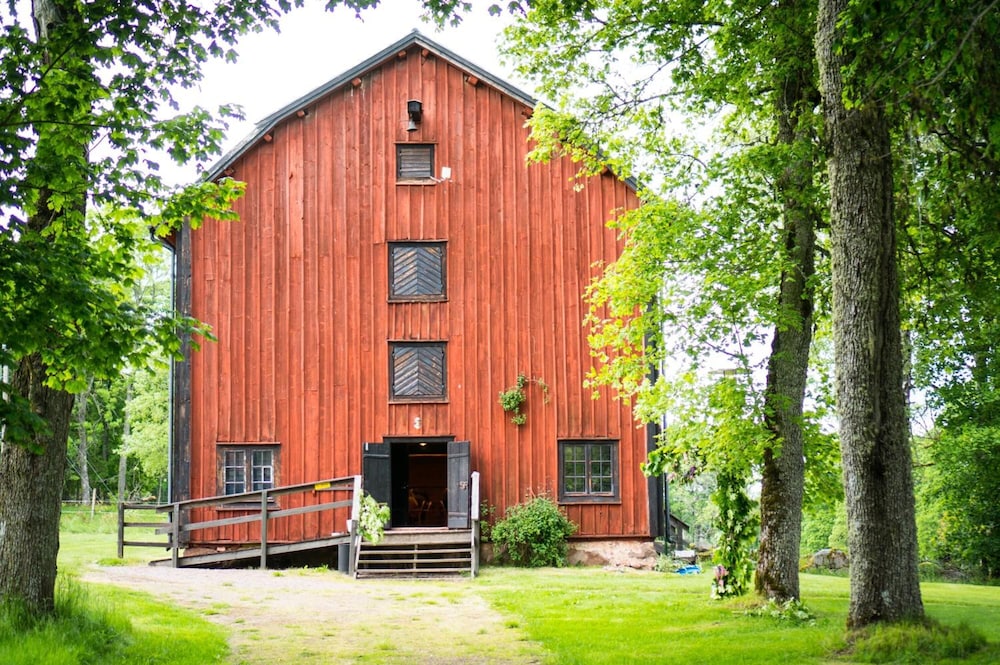 Asa Herrgård 5/50