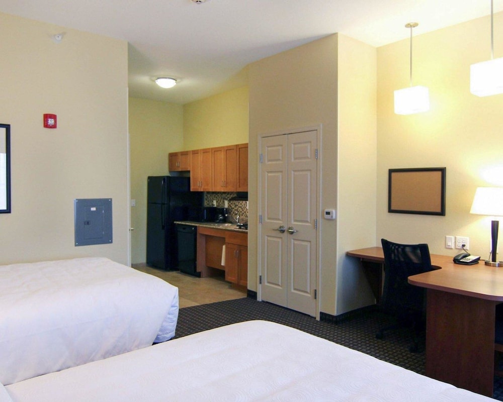 Mainstay Suites Tioga 13/47