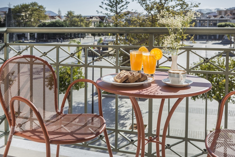 Ionian Plaza Hotel 42/50