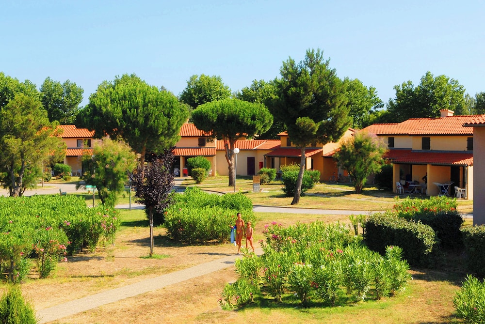 Residence Azureva Saint Cyprien 32/36