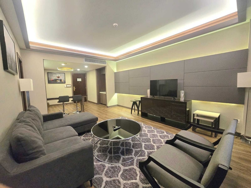 Savan Resorts 41/69