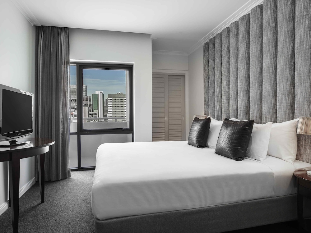 1 BEDROOM, PREMIUM, APARTMENT