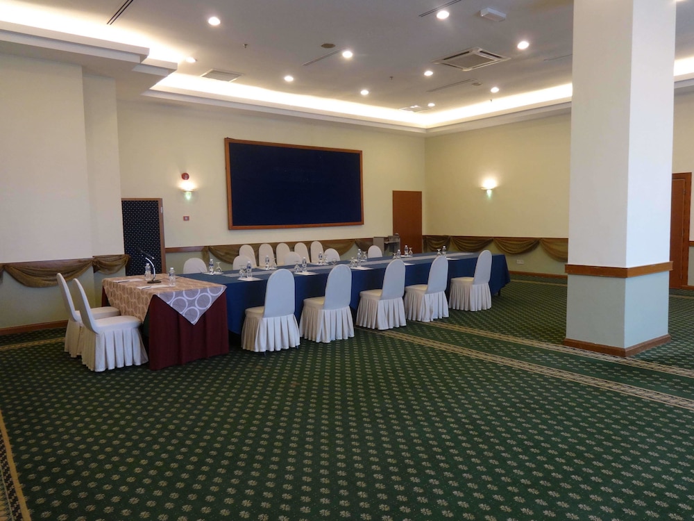 Shahzan Hotel Kuantan, Trademark Collection by Wyndham 56/71