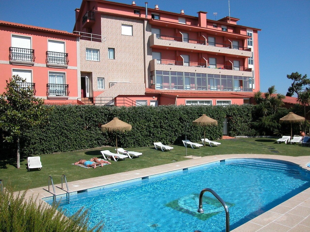 Hotel VIDA Playa Paxarinas 29/33