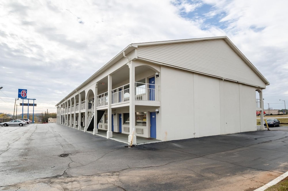 Motel6 Commerce, GA 38/42
