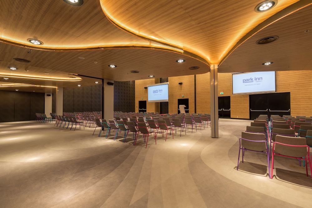 Park Inn By Radisson Amsterdam City West 66/77