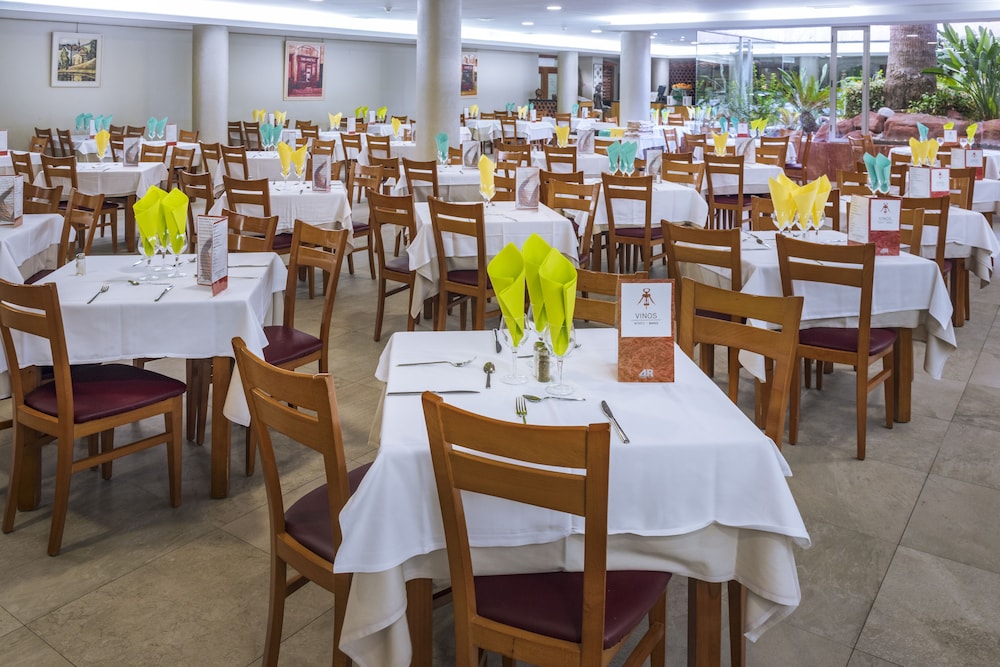 Hotel 4R Salou Park Resort I 46/61