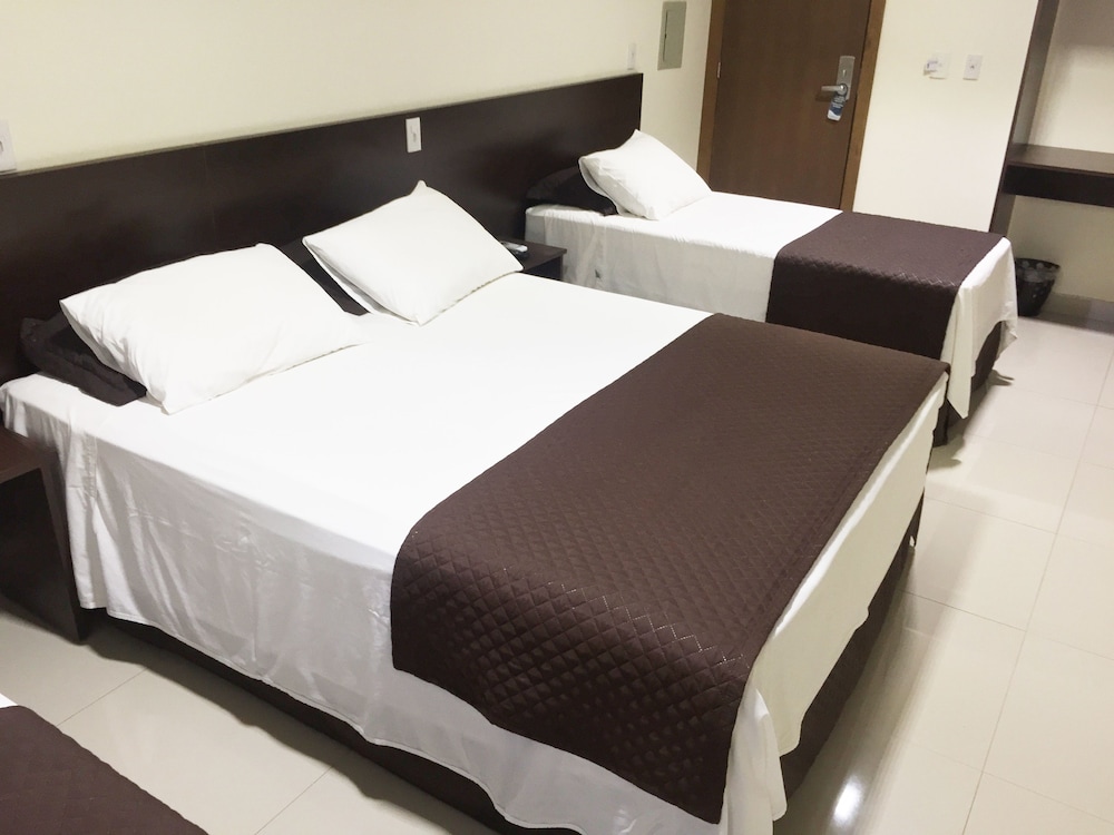 HOTEL MASTER GOLD EXPRESS 22/72