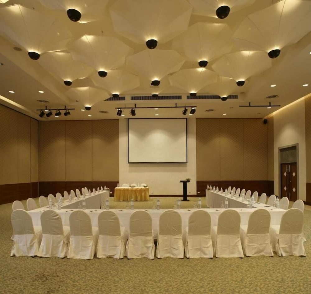 Supalai Scenic Bay Resort and Spa 39/49