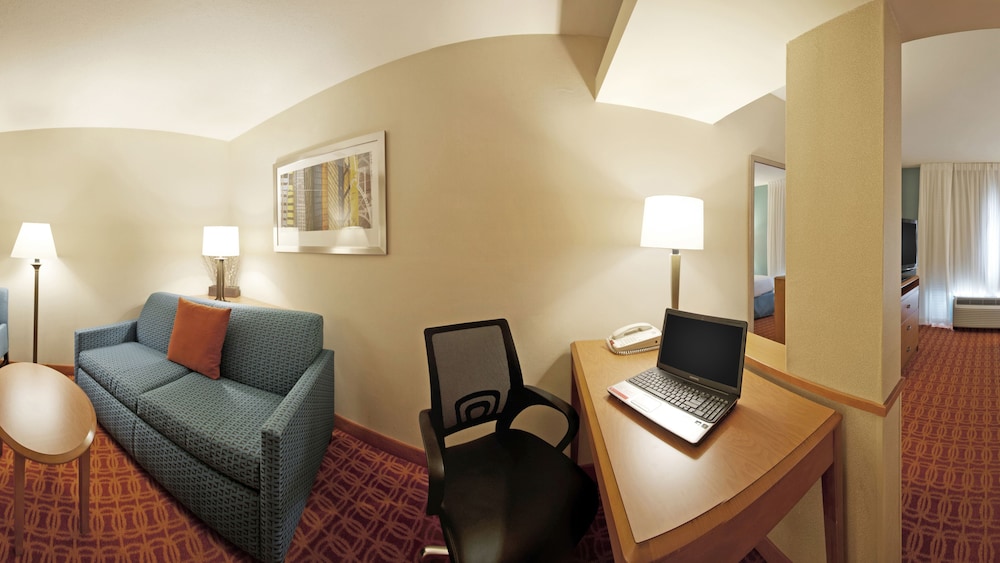 Fairfield Inn And Suites By Marriott Warner Robins 22/31